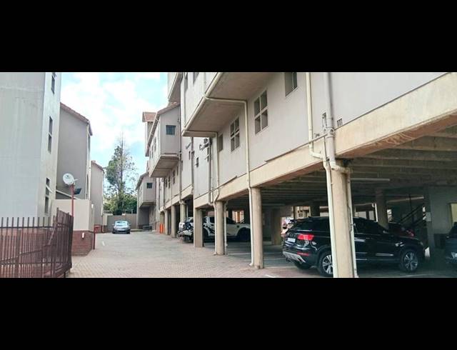 2 BEDROOM APARTMENT FOR SALE IN GLENANDA
